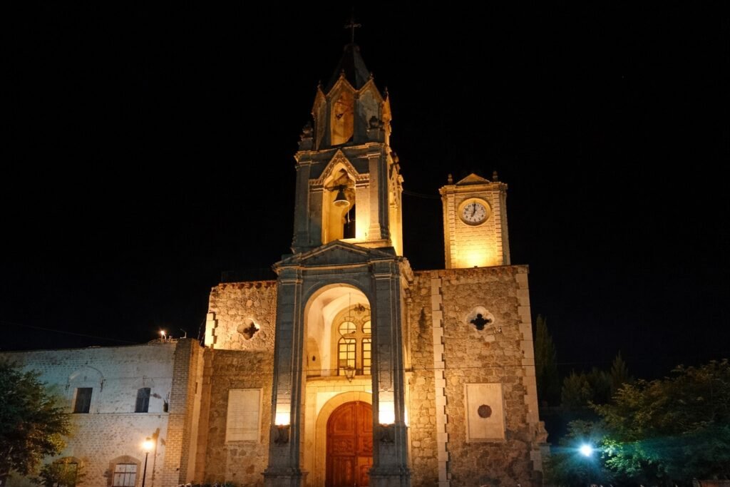 Parroquia de San José en Zaragoza San Luis Potosí de noche